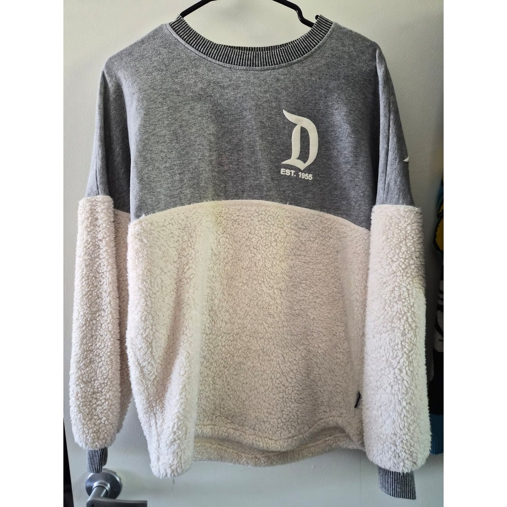 Disneyland Spirit Jersey Sherpa Fleece Sweatshirt Gray Beige Size adult XS